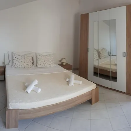 Dana Apartman