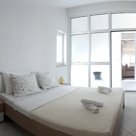 Dana Apartment